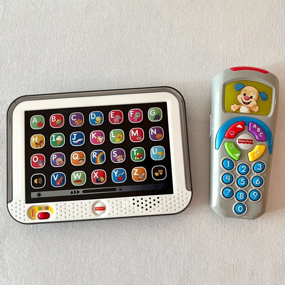 Fisher Price Laugh & Learn Tablet & Click N Learn Remote Control Toy Bundle 12M+